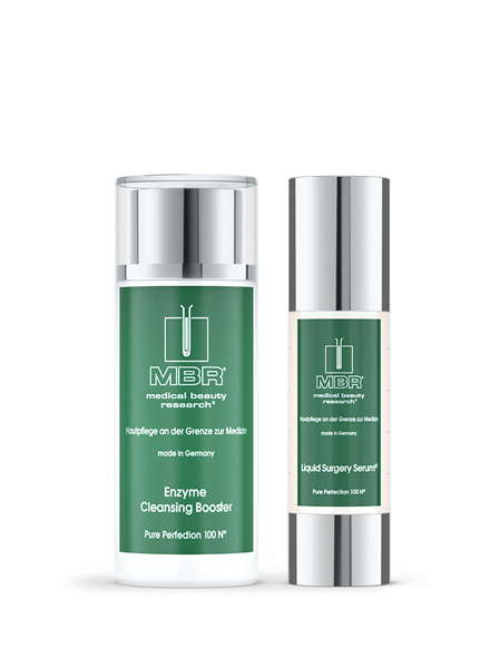 disposición de los productos enzyme cleansing booster y liquid surgery serum - pure perfection 100 N collection